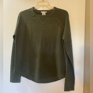 Hunter green light weight sweater